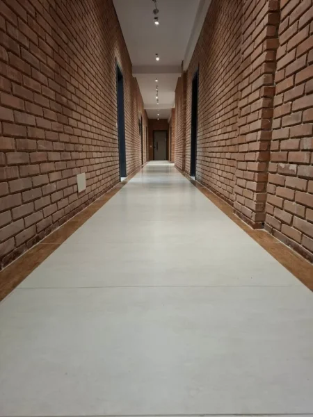 Tirane, jepet me qera apartament 1+1 Kati 6, 70 m² 600 € (Golden Park, Përball Spitalit Amerikan 3 ,Yzberisht, Tiranë)