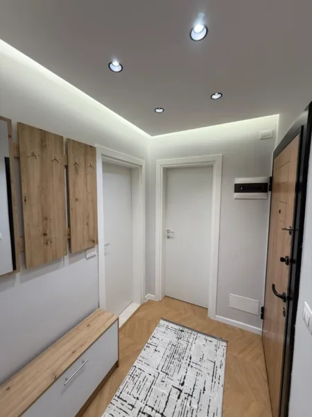 Tirane, shitet apartament 1+1 Kati 4, 53 m² 149.000 € (Selvia)