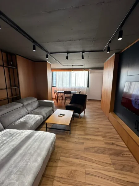 Tirane, shitet apartament duplex 2+1 , 112 m² 170.000 € (GOLDEN PARK 3)