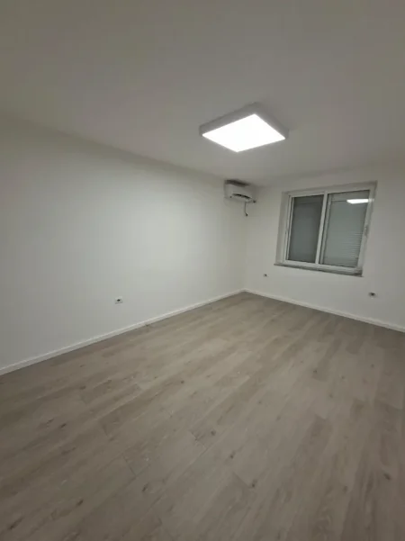 AMBIENT ZYRE ME QIRA PRANE URES VASILM SHANTO  650 €