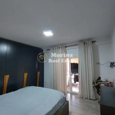 Tirane, jepet me qera apartament 2+1 Kati 1, 125 m² 1.000 € (Selvia)