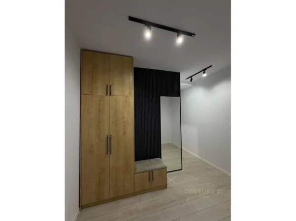 Tirane, jepet me qera apartament 1+1 Kati 3, 62 m² 550 € (Astir)