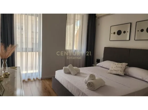 Tirane, jepet me qera apartament 2+1 Kati 2, 90 m² 750 € (Rruga e Kavajes)
