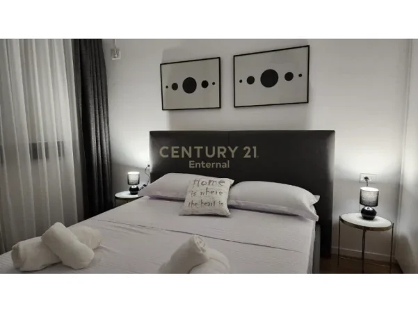 Tirane, jepet me qera apartament 2+1 Kati 2, 90 m² 750 € (Rruga e Kavajes)