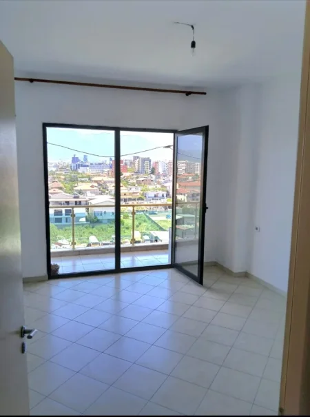 Tirane, shitet apartament 1+1 , 78 m² 110.000 € (Yzberisht)