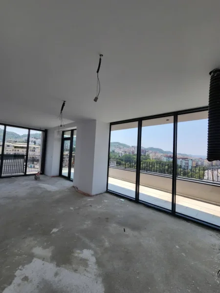 Tirane, shitet apartament+verande | Penthouse 3+1+Ballkon Kati 9, 180 m² 700.000 € 