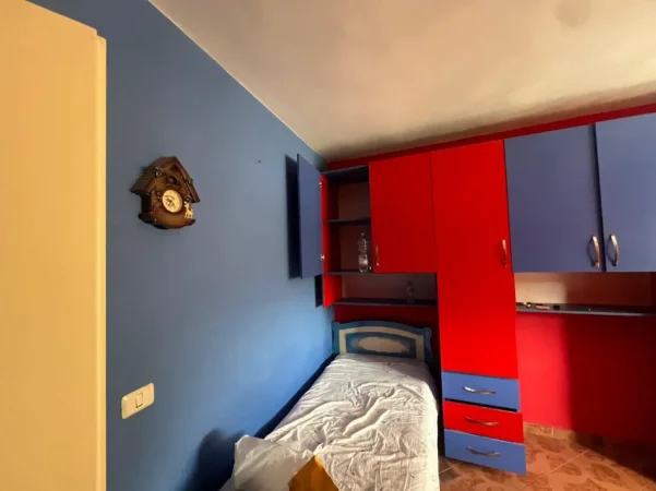 Tirane, shitet apartament 2+1 Kati 5, 85 m² 125.000 € (Laprake)