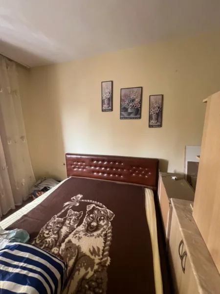 Tirane, shitet apartament 2+1 Kati 5, 85 m² 125.000 € (Laprake)