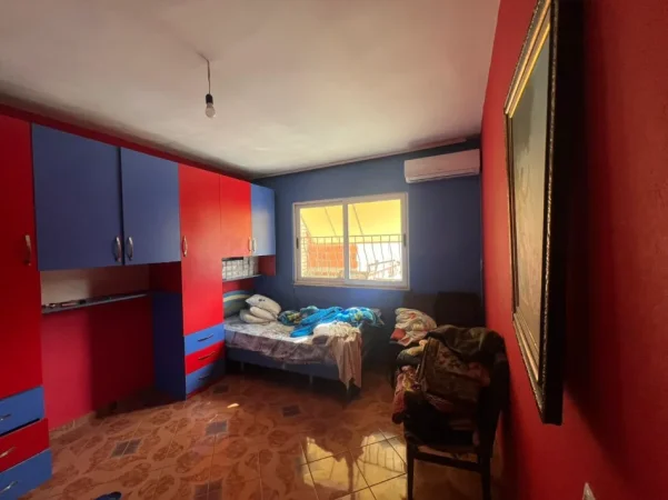 Tirane, shitet apartament 2+1 Kati 5, 85 m² 125.000 € (Laprake)