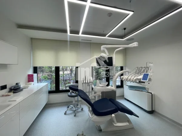 Tirane, shitet ambjent biznesi Kati 1, 259 m² 1.080.000 € (RRUGA "PJETËR BOGDANI", PRANË ISH BLLOKUT)