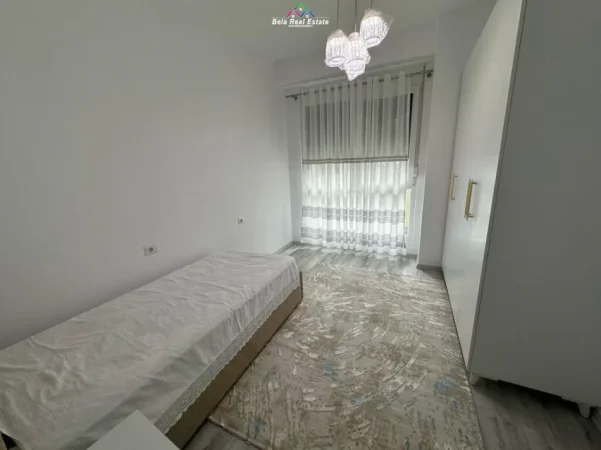 Tirane, jepet me qera apartament 2+1 Kati 6, 100 m² 730 € (fusha e aviacionit)