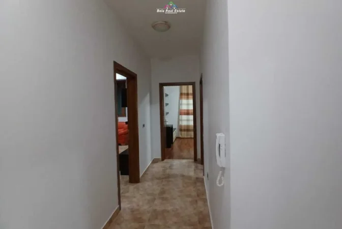 Shqiperi, jepet me qera apartament 2+1 Kati 10, 100 m² 500 € (him kolli)