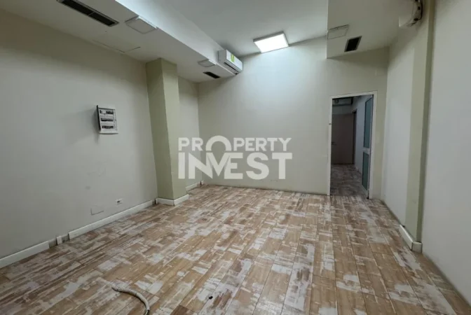 Tirane, jepet me qera zyre Kati 4, 200 m² 3.000 € (Selvia)