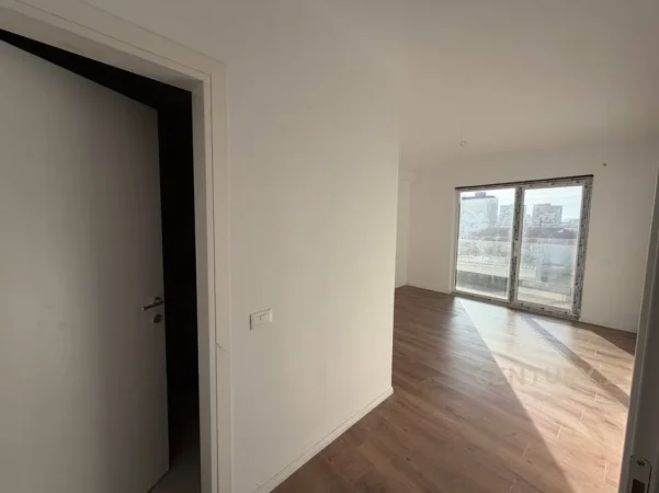 Tirane, shitet apartament 2+1 Kati 2, 111 m² 192.000 € 