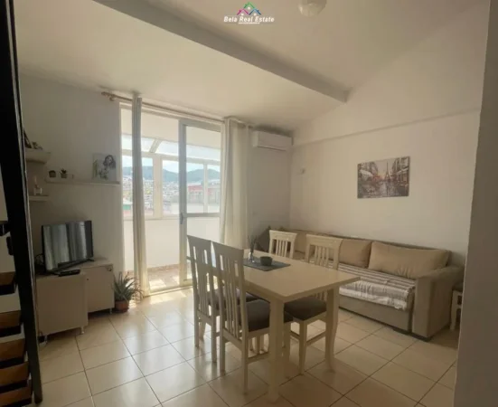 Tirane, jepet me qera apartament 2+1 Kati 13, 74 m² 520 € (komuna e parisit)
