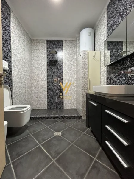 Tirane, shitet apartament 1+1+Ballkon Kati 6, 77 m² 175.000 € (KOMUNA E PARISIT)