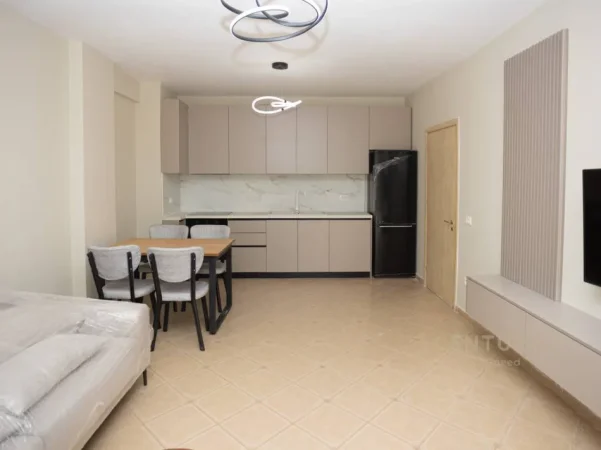 Tirane, jepet me qera apartament 1+1 Kati 2, 72 m² 550 € 
