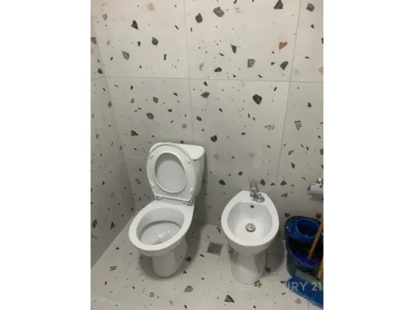 Tirane, jepet me qera apartament 1+1 Kati 5, 60 m² 500 €