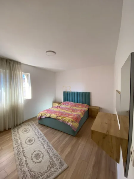 Jepet me qera apartament 2+1+Ballkon Kati 3, 74 m² 600 euro (21 Dhjetori)