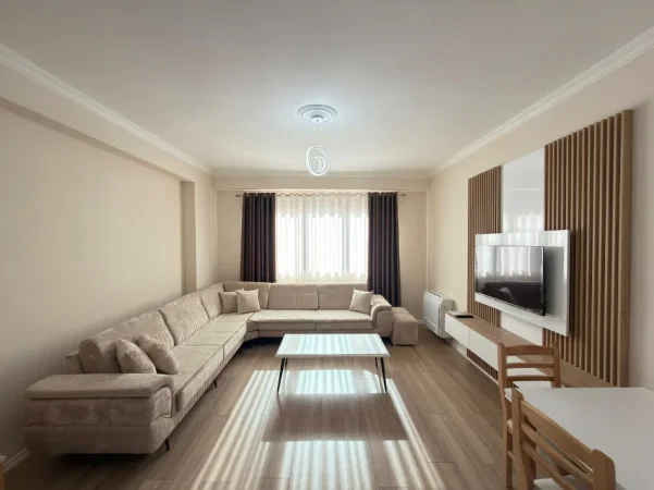 Tirane, jepet me qera apartament 1+1 Kati 3, 81 m² 470 € (Urban gate)