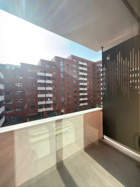 Tirane, jepet me qera apartament 1+1 Kati 3, 81 m² 470 € (Urban gate)