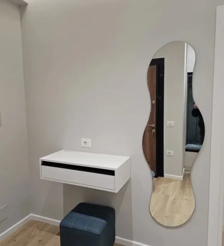 Tirane, jepet me qera apartament 1+1 Kati 4, 65 m² 600 € (Astir)