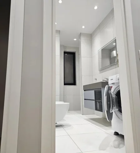 Tirane, jepet me qera apartament 1+1 Kati 4, 65 m² 600 € (Astir)