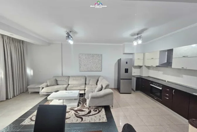 Tirane, jepet me qera apartament 3+1 Kati 3, 140 m² 900 € (rruga e kavajes)