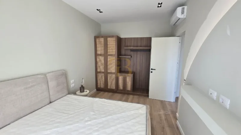 Tirane, shes apartament 1+1+Ballkon Kati 7, 63 m² 210.000 € (Rruga e Barrikadave)