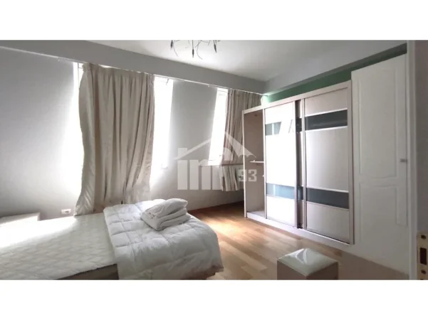 Tirane, shitet apartament 3+1 , 219 m² 830.000 € (PRANË STADIUMIT “AIR ALBANIA”, PALLATI “AMBASADOR 2”)