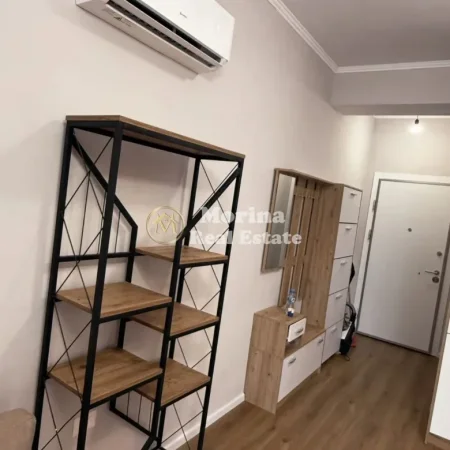 Tirane, jepet me qera apartament 1+1 Kati 6, 60 m² 485 € (Ali Demi)