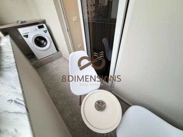 Tirane, shitet apartament 1+1+Ballkon Kati 5, 65 m² 200.000 € (21 dhjetori)