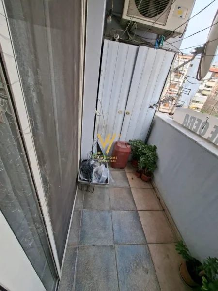 Tirane, jepet me qera apartament 2+1+Ballkon Kati 4, 78 m² 570 € (BRRYL)