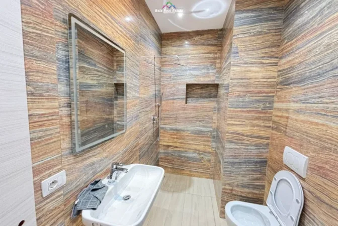 Tirane, jepet me qera apartament 1+1 Kati 3, 65 m² 700 € (jordan misja)