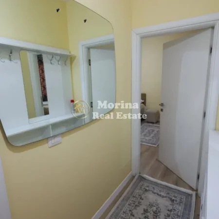 Tirane, jepet me qera apartament 1+1 Kati 4, 60 m² 250 € (Fresku)