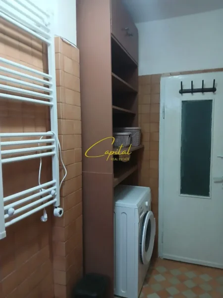 Tirane, jepet me qera apartament 1+1 Kati 1, 75 m² 400 € (BULEVARDI ZHAN DARK)