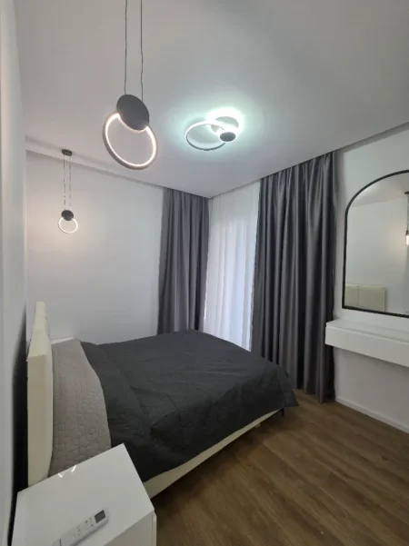 Tirane, jepet me qera apartament 2+1+Ballkon Kati 6, 500 € (Rruga Pasho Hysa)