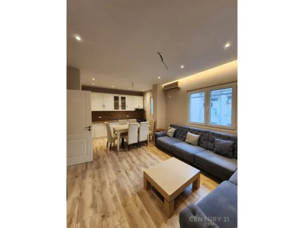 Tirane, shitet apartament 2+1 , 106 m² 200.000 € (Ish Parku, Tiranë)