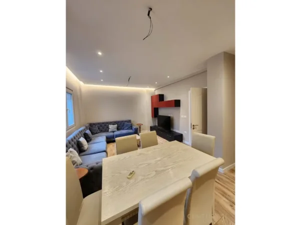 Tirane, shitet apartament 2+1 , 106 m² 200.000 € (Ish Parku, Tiranë)