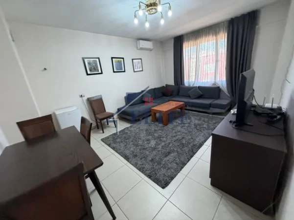 Tirane, shitet apartament 2+1+Ballkon Kati 13, 79 m² 118.000 € (Kthesa e Kamzes)