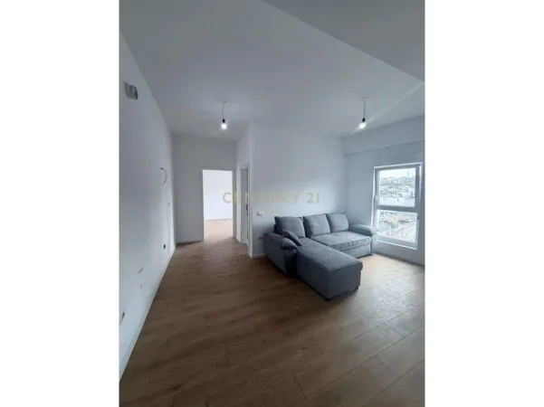 Tirane, shitet apartament 1+1 Kati 8, 51 m² 87.000 € (Rezidenca 'Kaimi' Ali Dem)