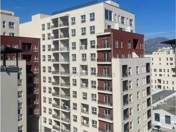 Tirane, jepet me qera apartament 1+1 Kati 3, 80 m² 450 € (Rruga Dritan Hoxha, Kompleksi Aura)