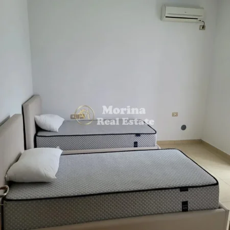 Tirane, jepet me qera shtepi 3+1 Kati 3, 180 m² 500 € (Vilat Amerikane)