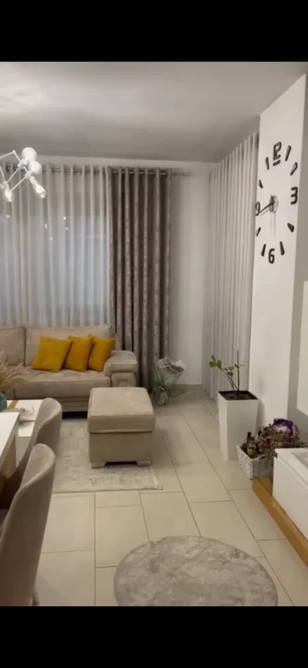 Tirane, shitet apartament 2+1+Ballkon Kati 2, 117 m² 185.000 € (YZBERISHT)