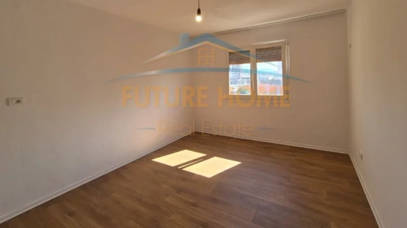 Tirane, shitet apartament 1+1 Kati 5, 58 m² 95.000 € (oxhaku)