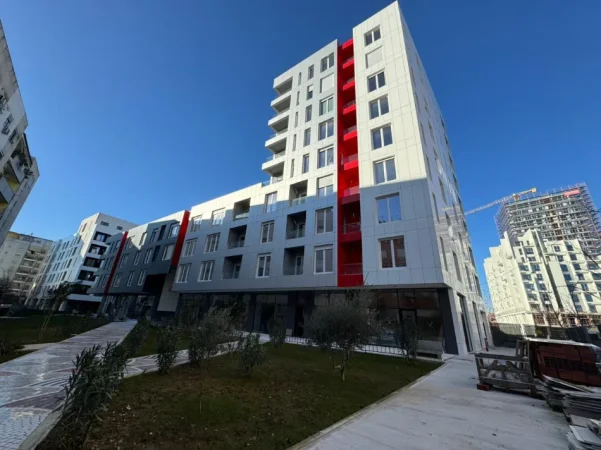 Tirane, jepet me qera apartament 1+1 , 67 m² 700 € (Stacioni i Trenit)