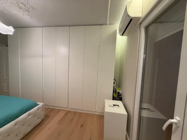 Tirane, shitet apartament 2+1 , 116 m² 47.500.000 LEKE (RRUGA E BOGDANEVE)