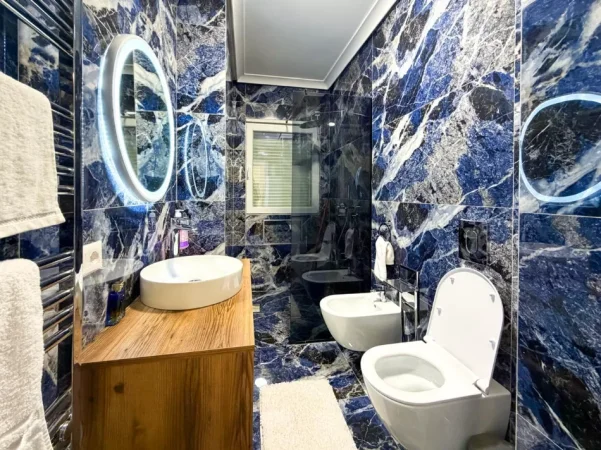 Tirane, shitet apartament 2+1 , 116 m² 47.500.000 LEKE (RRUGA E BOGDANEVE)