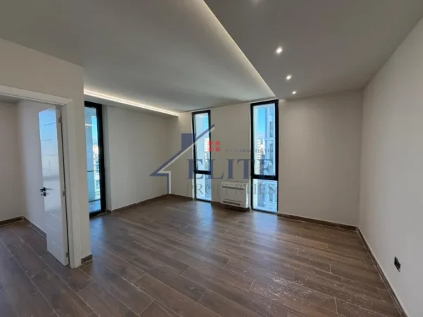 Tirane, jepet me qera zyre Kati 6, 450 m² 9.000 € (Rruga Dritan Hoxha)