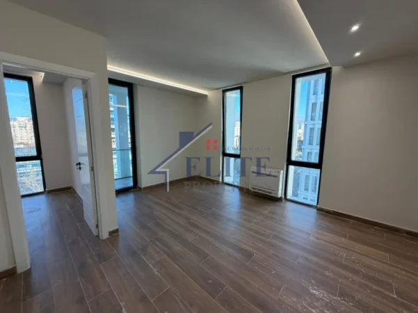 Tirane, jepet me qera zyre Kati 6, 450 m² 9.000 € (Rruga Dritan Hoxha)